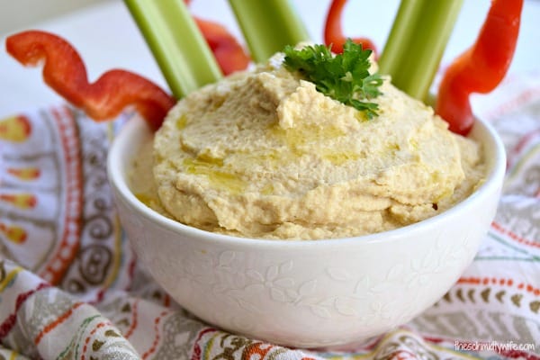 Easy Hummus - The Schmidty Wife