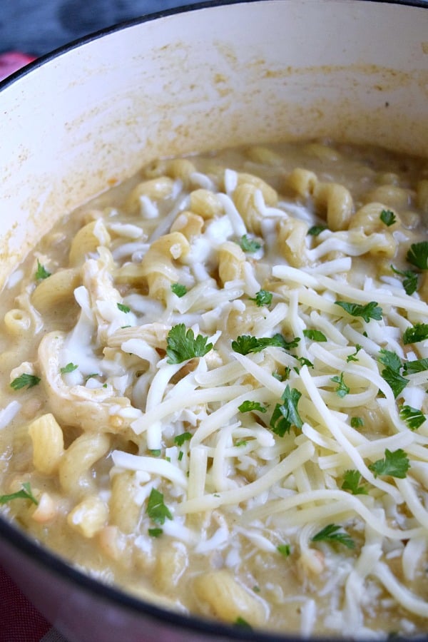 White Chicken Chili Mac & Cheese - The Schmidty Wife