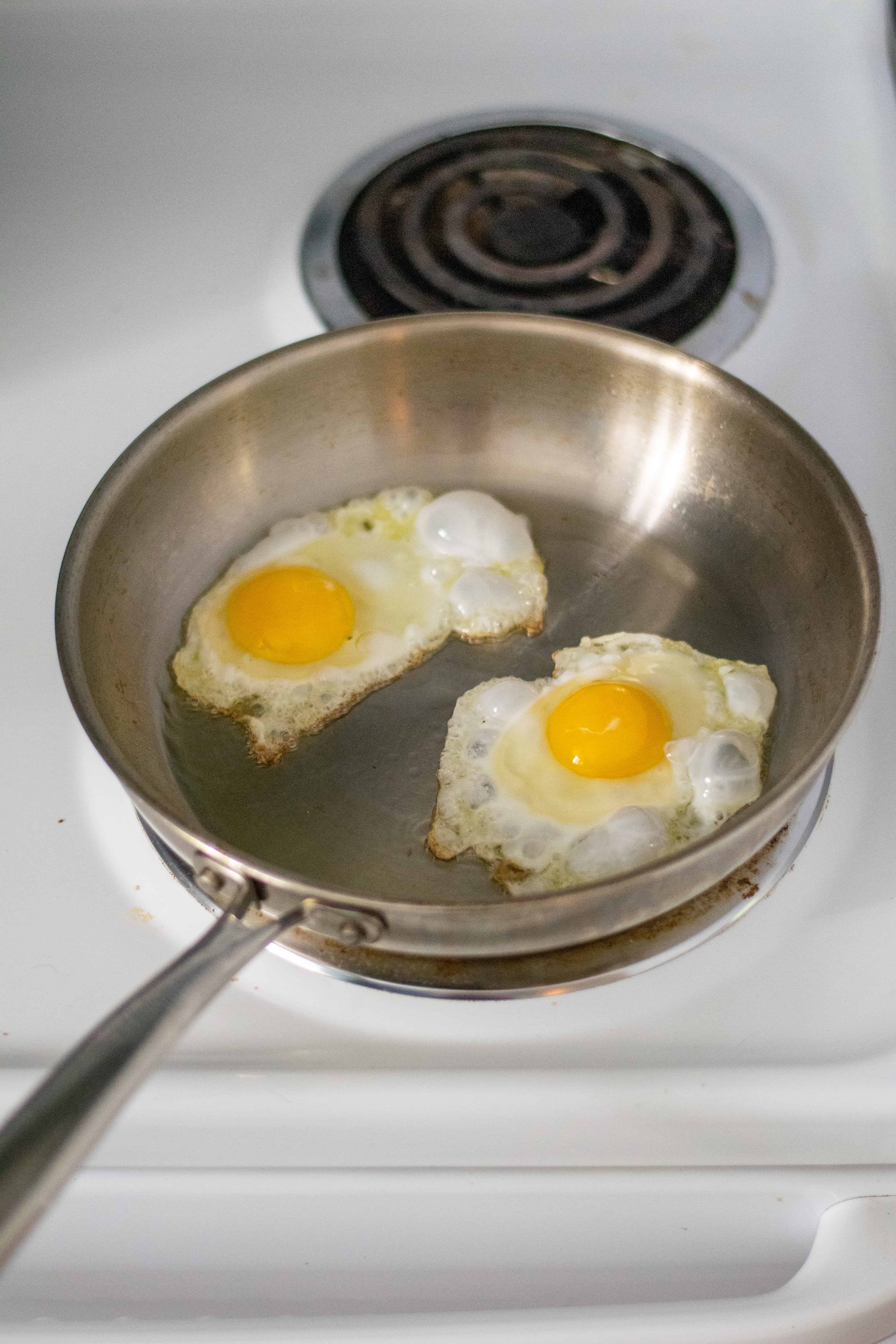 eggs-in-frying-pan-the-schmidty-wife