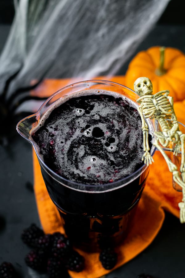 Spooky Blackberry Halloween Sangria With Red Wine