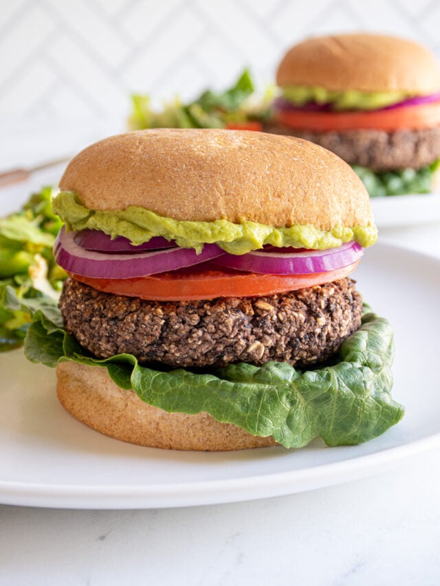 Easy Grilled Black Bean Burgers